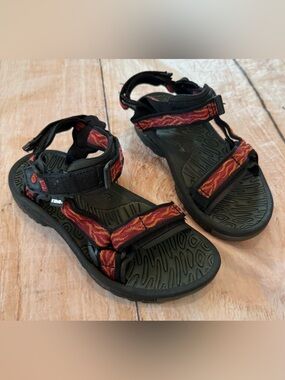 Teva Hurricane XLT2 Sandals Hiking Trail Outdoor Shoes Flames Red Orange Women 8